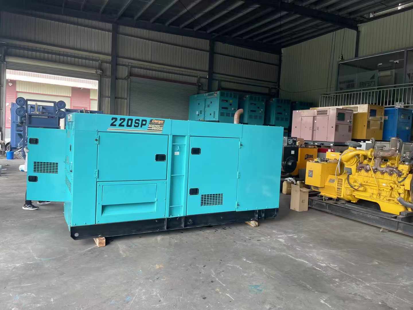 黔西800kW 柴油发电机的输出电流波动范围是多少?